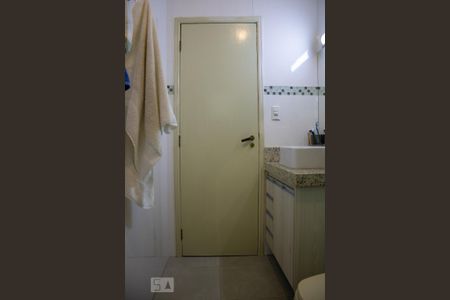 Casa à venda com 270m², 5 quartos e sem vagaBanheiro 1