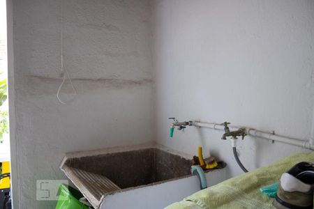 Casa à venda com 270m², 5 quartos e sem vagaÁrea de Serviço