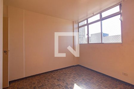 Quarto 1 de apartamento para alugar com 3 quartos, 121m² em São Francisco, Curitiba