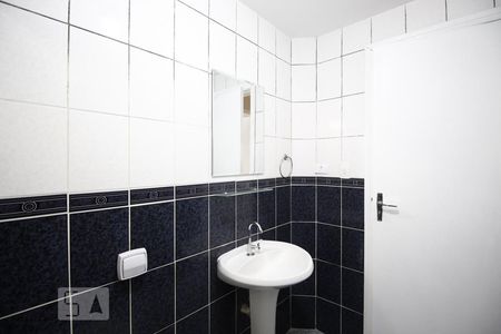 Apartamento à venda com 65m², 2 quartos e sem vagaBanheiro