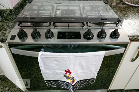 Apartamento à venda com 280m², 4 quartos e 4 vagas Apartamento à venda com 280m², 4 quartos e 4 vagasCozinha