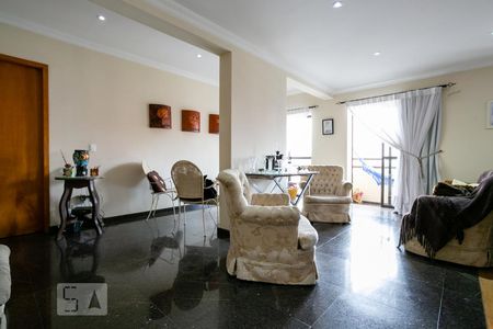 Apartamento à venda com 280m², 4 quartos e 4 vagasSala de Estar