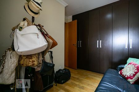 Apartamento à venda com 280m², 4 quartos e 4 vagas Apartamento à venda com 280m², 4 quartos e 4 vagasSuíte 2