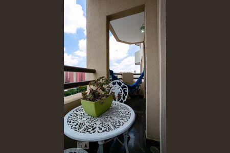 Apartamento à venda com 280m², 4 quartos e 4 vagas Apartamento à venda com 280m², 4 quartos e 4 vagasVaranda da Sala de Estar