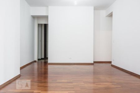 Detalhe Sala de apartamento à venda com 3 quartos, 90m² em Alphaville Industrial, Barueri