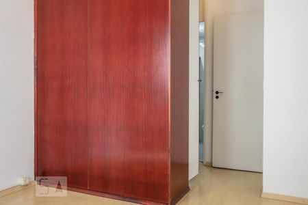 Quarto Suíte de apartamento à venda com 3 quartos, 90m² em Alphaville Industrial, Barueri