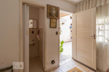 Casa à venda com 220m², 3 quartos e 3 vagas Casa à venda com 220m², 3 quartos e 3 vagasQuarto de Serviço