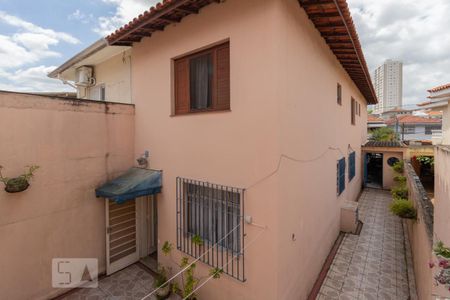 Casa à venda com 220m², 3 quartos e 3 vagas Casa à venda com 220m², 3 quartos e 3 vagasEdícula