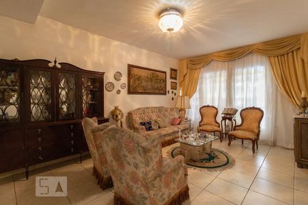 Sala de casa à venda com 3 quartos, 220m² em Butantã, São Paulo