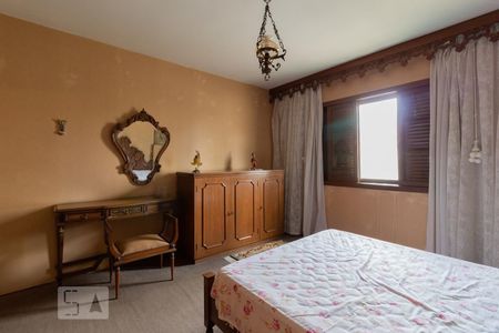 Casa à venda com 220m², 3 quartos e 3 vagas Casa à venda com 220m², 3 quartos e 3 vagasQuarto 1