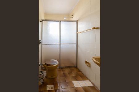 Casa à venda com 220m², 3 quartos e 3 vagas Casa à venda com 220m², 3 quartos e 3 vagasBanheiro