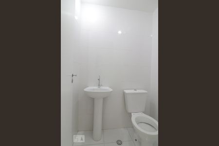 Banheiro de apartamento à venda com 2 quartos, 40m² em Sítio da Figueira, São Paulo