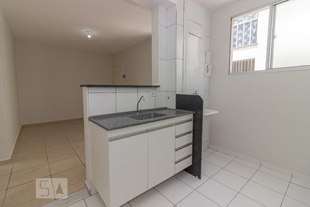 Apartamento à venda com 48m², 2 quartos e 1 vagaCozinha