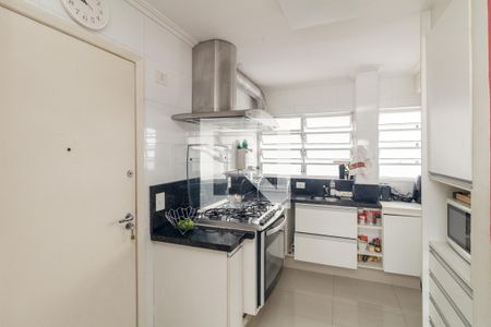 Apartamento à venda com 110m², 3 quartos e 2 vagasCozinha