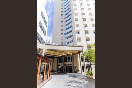 Apartamento para alugar com 42m², 1 quarto e 1 vaga Apartamento para alugar com 42m², 1 quarto e 1 vagaFachada