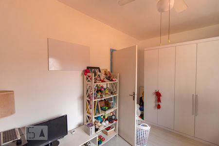 Casa à venda com 170m², 4 quartos e 2 vagasQuarto 1