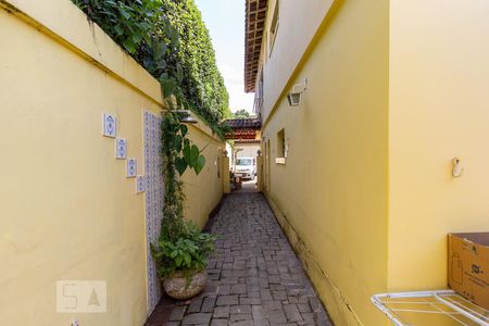 Casa à venda com 170m², 4 quartos e 2 vagasQuintal