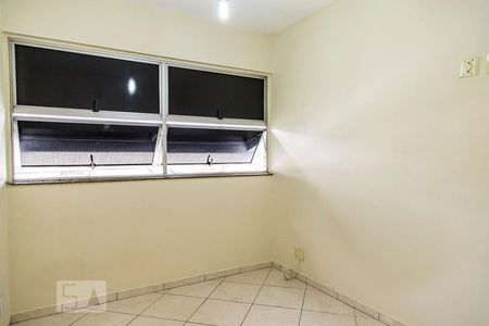Apartamento à venda com 97m², 3 quartos e 1 vagaQuarto 2