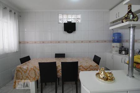 Casa à venda com 380m², 3 quartos e 2 vagasCopa cozinha