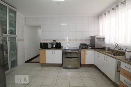 Casa à venda com 380m², 3 quartos e 2 vagasCozinha armáriois