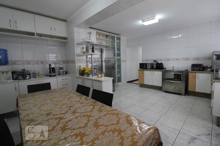 Casa à venda com 380m², 3 quartos e 2 vagasCozinha