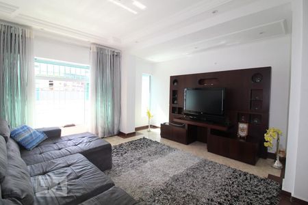 Casa à venda com 380m², 3 quartos e 2 vagasSala tv