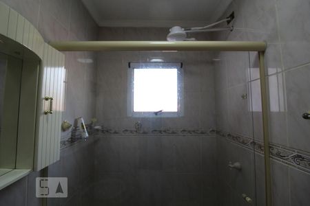 Casa à venda com 380m², 3 quartos e 2 vagasBanheiro suite 2 box vidro