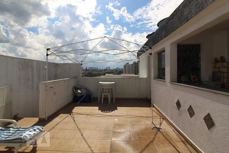 Casa à venda com 380m², 3 quartos e 2 vagasÁrea piscina 