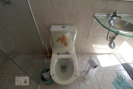 Casa à venda com 380m², 3 quartos e 2 vagasBanheiro suite 1