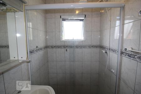 Casa à venda com 380m², 3 quartos e 2 vagasBanheiro suite 3 box vidro