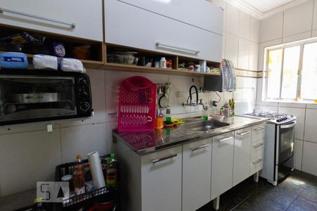 Casa à venda com 150m², 2 quartos e 1 vaga Casa à venda com 150m², 2 quartos e 1 vagaCozinha