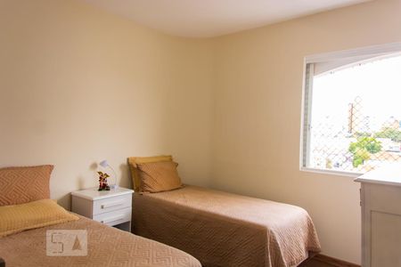 Apartamento à venda com 150m², 4 quartos e 2 vagas Apartamento à venda com 150m², 4 quartos e 2 vagasQuarto 2