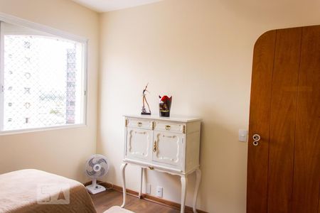 Apartamento à venda com 150m², 4 quartos e 2 vagas Apartamento à venda com 150m², 4 quartos e 2 vagasQuarto 2