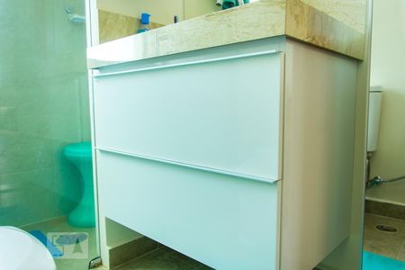 Apartamento à venda com 150m², 4 quartos e 2 vagas Apartamento à venda com 150m², 4 quartos e 2 vagasBanheiro da Suíte - Armário