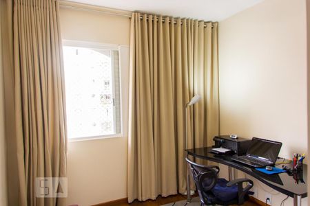 Apartamento à venda com 150m², 4 quartos e 2 vagas Apartamento à venda com 150m², 4 quartos e 2 vagasQuarto 4