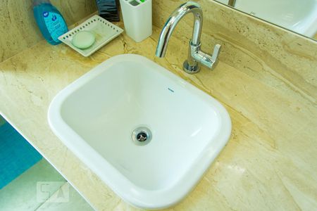 Apartamento à venda com 150m², 4 quartos e 2 vagas Apartamento à venda com 150m², 4 quartos e 2 vagasPia