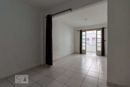 Sala de kitnet/studio para alugar com 1 quarto, 42m² em Centro, Rio de Janeiro