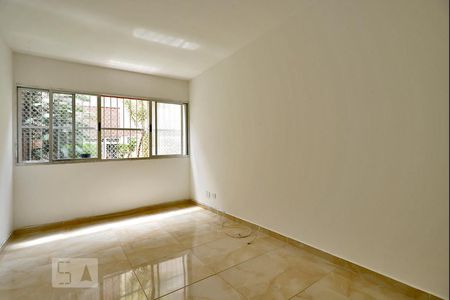 Apartamento para alugar com 65m², 2 quartos e 1 vagaSala