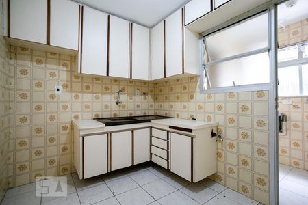 Apartamento para alugar com 68m², 2 quartos e 1 vagaCozinha