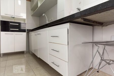Apartamento para alugar com 139m², 3 quartos e 2 vagas Apartamento para alugar com 139m², 3 quartos e 2 vagasCozinha