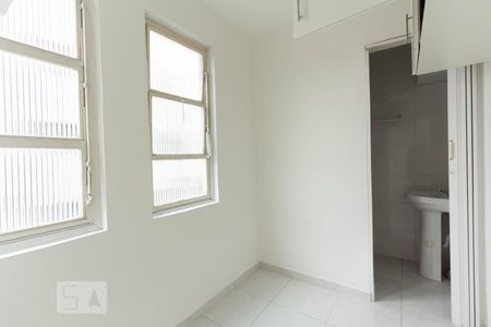 Apartamento para alugar com 139m², 3 quartos e 2 vagas Apartamento para alugar com 139m², 3 quartos e 2 vagasQuarto de serviço