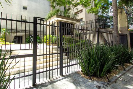 Apartamento para alugar com 139m², 3 quartos e 2 vagas Apartamento para alugar com 139m², 3 quartos e 2 vagasFachada