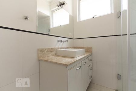 Apartamento para alugar com 139m², 3 quartos e 2 vagas Apartamento para alugar com 139m², 3 quartos e 2 vagasBanheiro