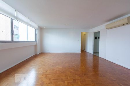 Sala de apartamento para alugar com 3 quartos, 139m² em Vila Nova Conceição, São Paulo