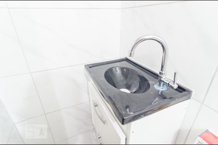 Banheiro Social de casa para alugar com 1 quarto, 50m² em Bosque da Saúde, São Paulo