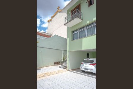 Casa para alugar com 260m², 4 quartos e 6 vagasGaragem