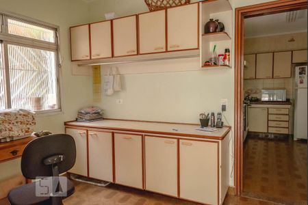 Casa para alugar com 260m², 4 quartos e 6 vagasHall