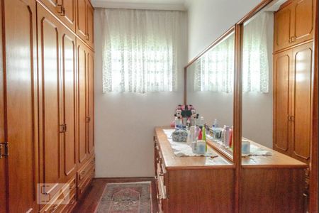 Casa para alugar com 260m², 4 quartos e 6 vagasQuarto 1 - Suíte