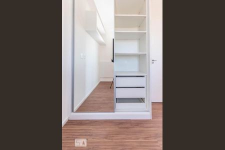 Quarto 2 de apartamento para alugar com 2 quartos, 50m² em Vila Paranagua, São Paulo