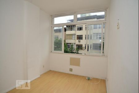 Apartamento à venda com 90m², 3 quartos e sem vagaQuarto 2